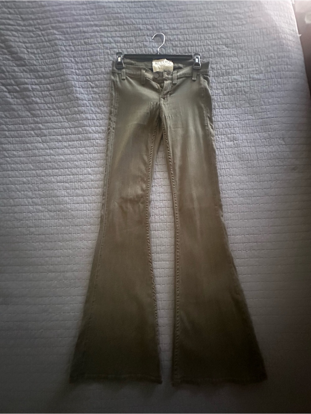 TEXTILE Elizabeth and James Olive Green Jimi Pants